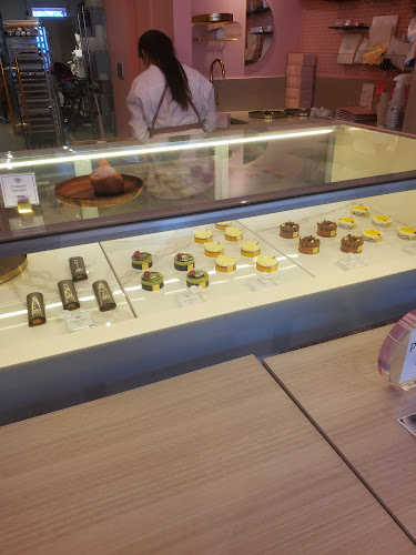 Bonne Nouvelle Pâtisserie - Hospitality and gastronomy