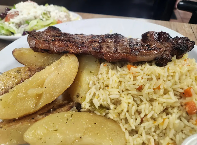 6445 Airport Rd, Mississauga, ON L4V 1E4