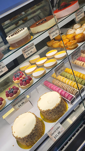 609 Granville St, Vancouver, BC V7Y 1E8