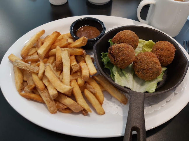 Comentarii opinii despre Passek's Classics Restaurant & Bakery