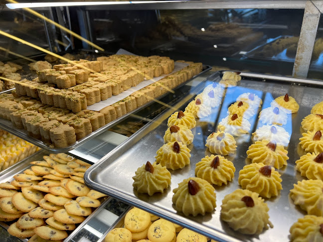 Opinii despre Yazdi Pastry în Richmond Hill - Hospitality and gastronomy