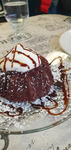 6087 Island Hwy W, Qualicum Beach, BC V9K 2E2