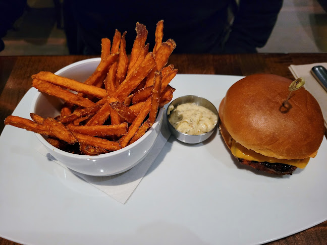 Comentarii opinii despre Cactus Club Cafe