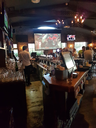 3140 King George Blvd, Surrey, BC V4P 1A5