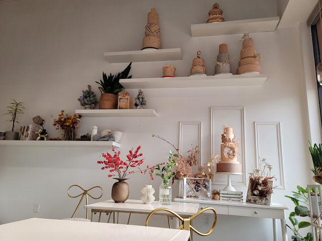 1100 Burnhamthorpe Rd W #26, Mississauga, ON L5C 4G4