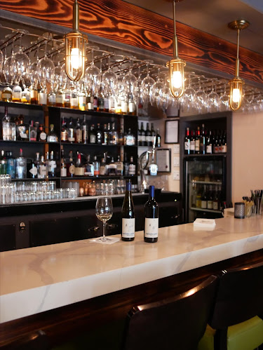 Louie's Steakhouse - Nelson