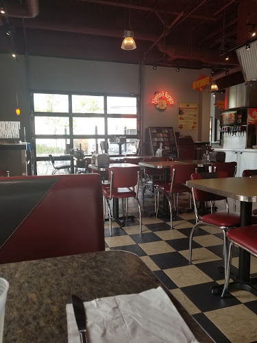 Fatburger Deerfoot - Calgary