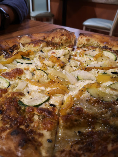 Comentarii opinii despre Terra Cotta Pizzeria