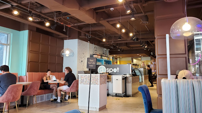 933 17 Ave SW #100, Calgary, AB T2T 5R6