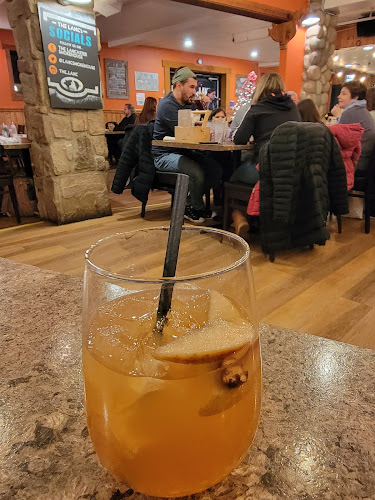 574 Lancaster St W, Kitchener, ON N2K 1M3