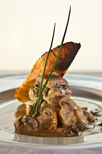 EAT. Tim Halley Catering - Hospitality and gastronomy