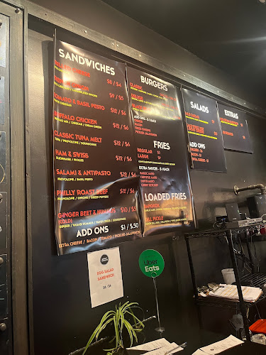 182 Locke St S, Hamilton, ON L8P 4B3