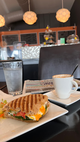 1690 Mountain Rd, Moncton, NB E1G 1A6