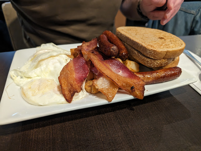 Comentarii opinii despre W Breakfast & Lunch