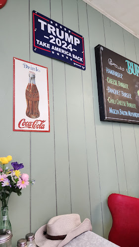 The Full Cup Café - Kawartha Lakes