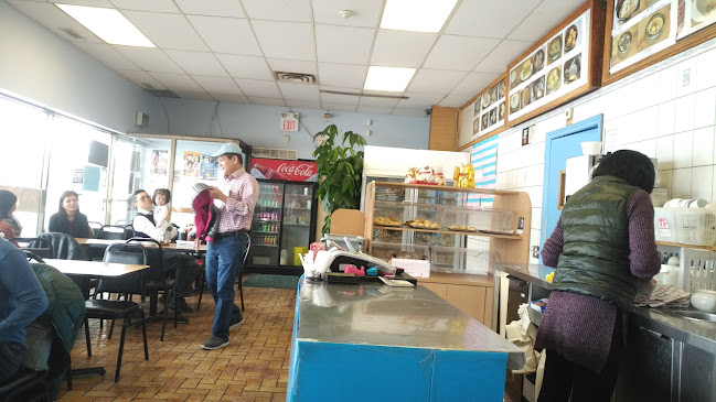 Happy Dim Sum Bakery - Hospitality and gastronomy