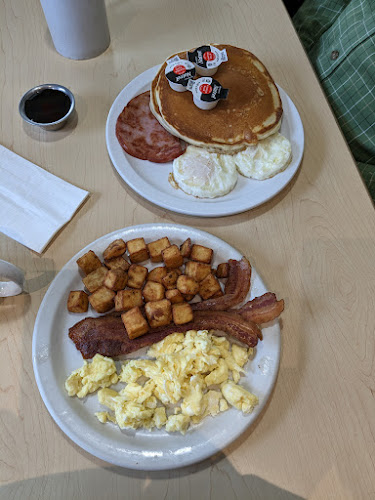 Comentarii opinii despre Beacon Drive In Restaurant