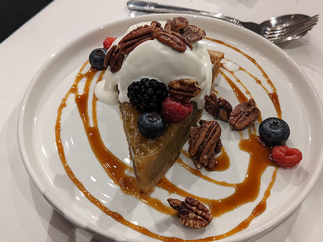 Opinii despre Courtyard Restaurant în Ottawa - Hospitality and gastronomy