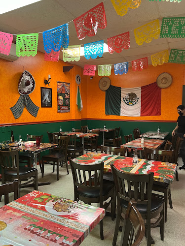 1025 Boychuk Dr, Saskatoon, SK S7H 4W9