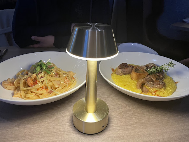 Perla Oyster Bar & Grill - Woodbridge