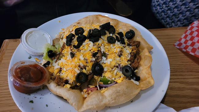 Comentarii opinii despre Pitcher's Sports Bar And Grill