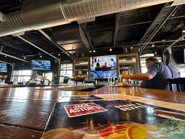 Jack's Vaughan - Woodbridge