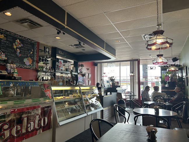 Club Cappuccino Cafe & Desserts