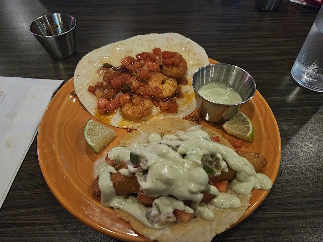 698 Arthur St W, Thunder Bay, ON P7E 5R8