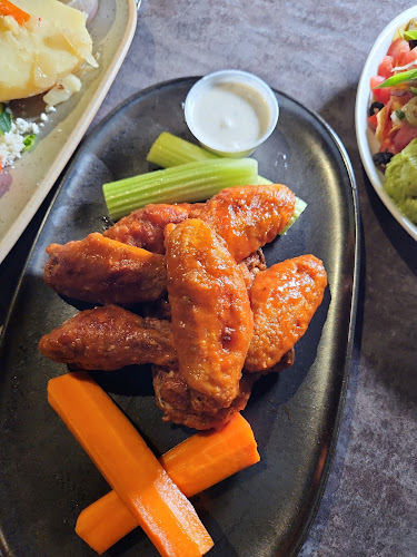 33 Taunton Rd W, Oshawa, ON L1G 7B4