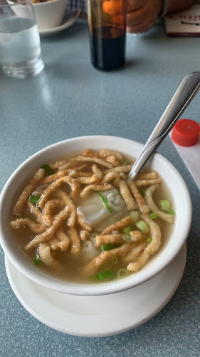 Szutu's Chinese Restaurant - Winkler