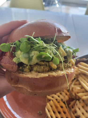 409 3 Ave S #101, Saskatoon, SK S7K 5R5