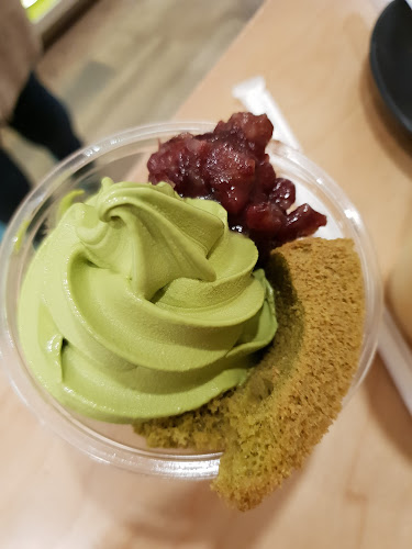 Opinii despre Tsujiri Dundas în Toronto - Hospitality and gastronomy