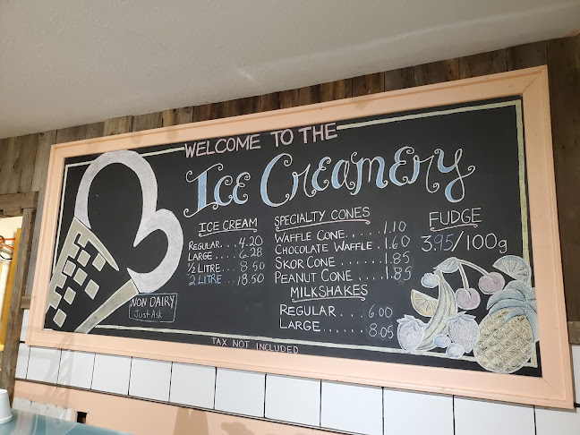 Opinii despre Creamery-closed now until May 24 weekend în Sarnia - Hospitality and gastronomy