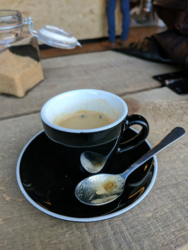 8 Barton St E, Hamilton, ON L8L 2V5