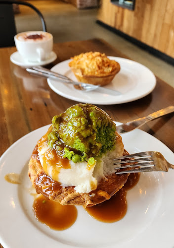 4114 Hastings St, Burnaby, BC V5C 2J7