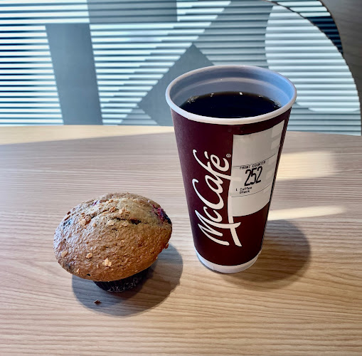 Opinii despre McDonald's în Winnipeg - Hospitality and gastronomy