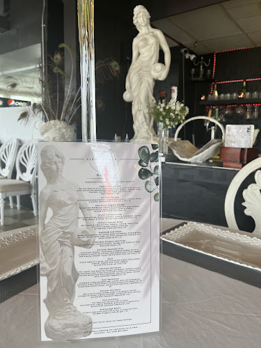 92 George St N, Peterborough, ON K9H 1A4