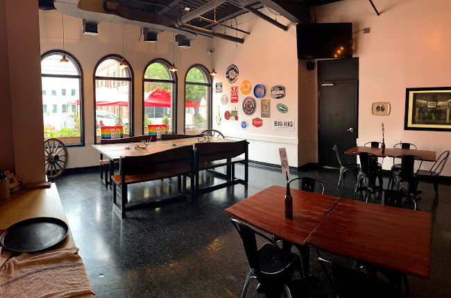 Red Lion Smokehouse - Hospitality and gastronomy