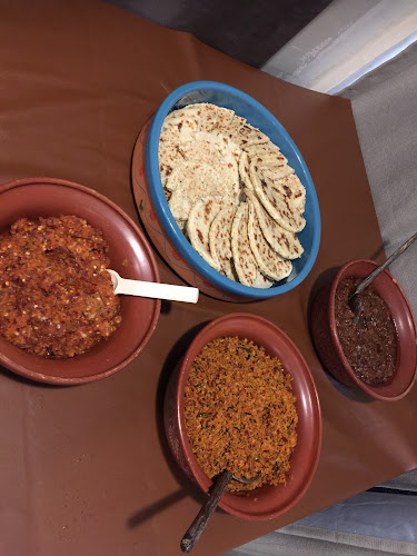 Comentarii opinii despre Emerald Catering & Culinary Club