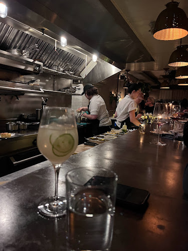 199 Augusta Ave, Toronto, ON M5T 2L4