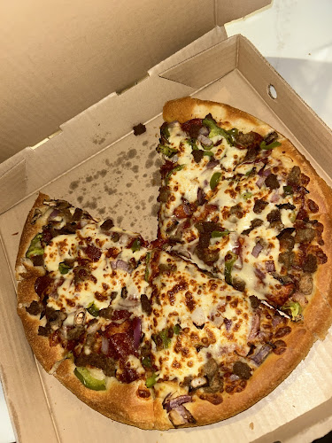 Pizza Hut - Cornwall