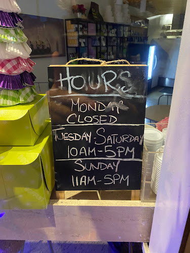 Opinii despre Dufflet Pastries - Downtown în Toronto - Hospitality and gastronomy