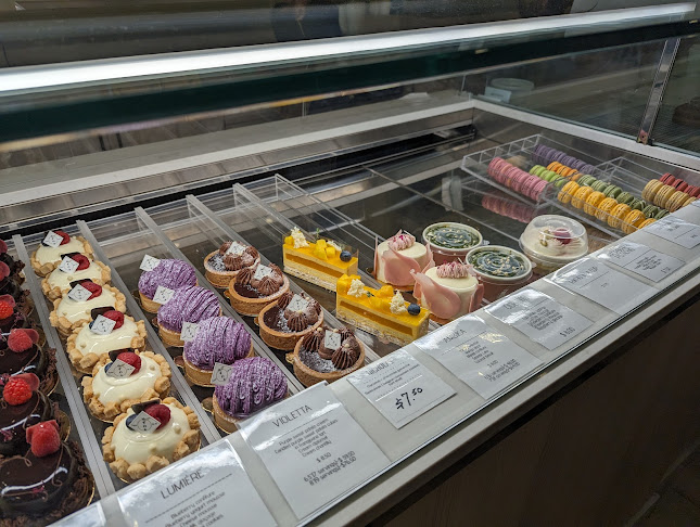 Yuzu No Ki Cafe & Patisserie - Hospitality and gastronomy