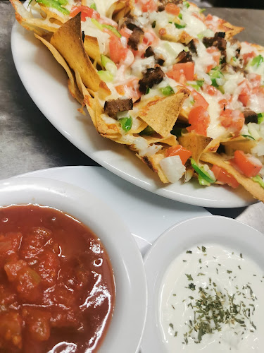 1066 Adelaide St N, London, ON N5Y 2N1