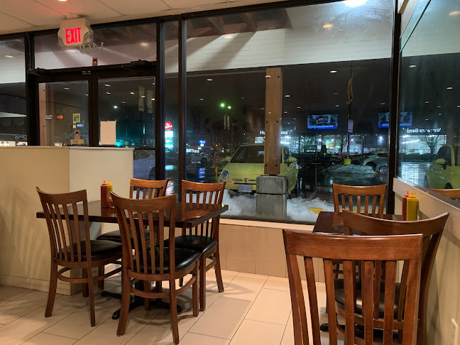 1469 Marine Dr, North Vancouver, BC V7P 1T7