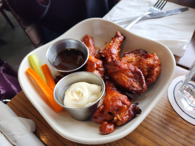 Big Rig Kitchen & Brewery - Iris