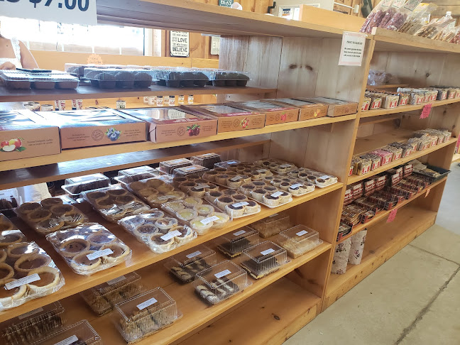 Lakeshore Farms Market - Hospitality and gastronomy