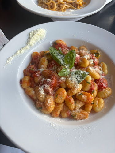 La Vecchia Restaurant Uptown