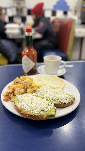 Three Coins Open Kitchen& Breakfast and Lunch - Richmond Hill