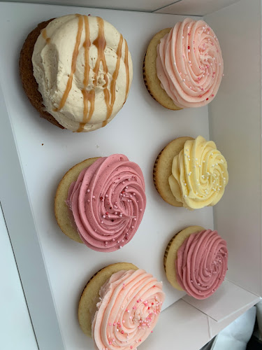 Crave Cupcakes Saskatoon - Saskatoon